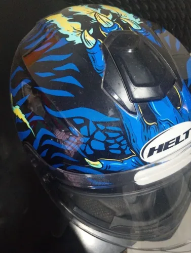 Capacete Helt