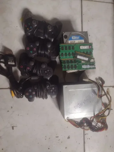 Eletrônico e peças de computador