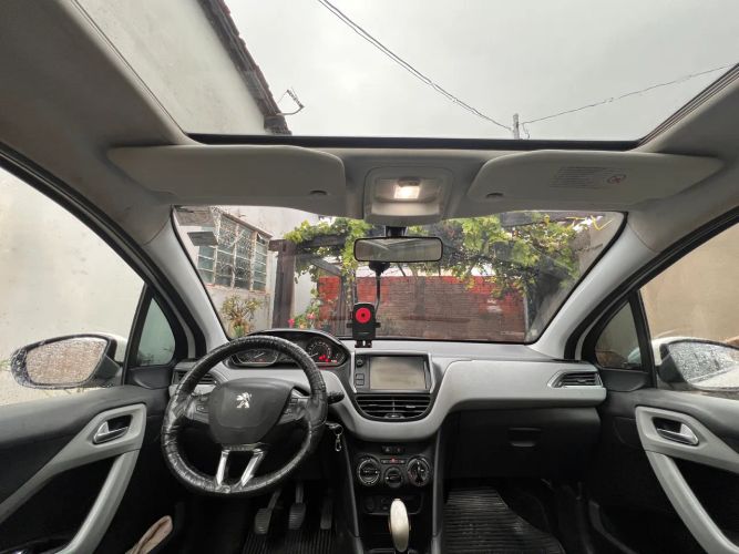 Imagem de Peugeot 208 Allure 1.5 Flex 8V 5P 2014