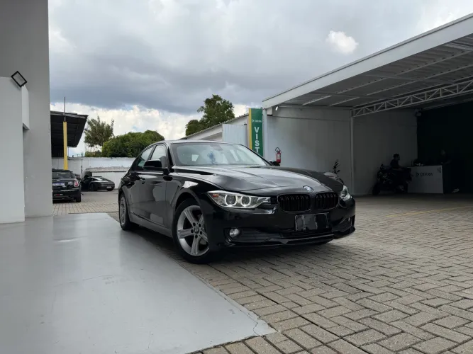 BMW 316I 1.6 TB 16V 136cv 4P 2014