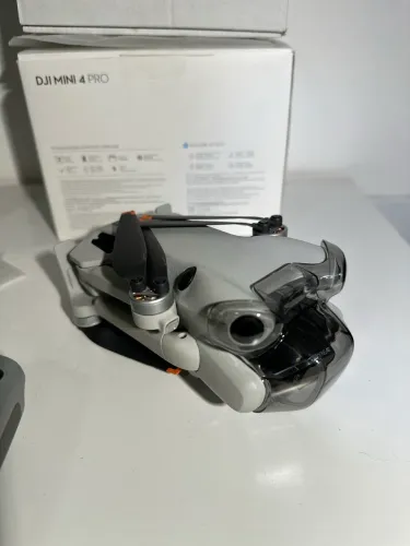Drone dji mini 4 pro