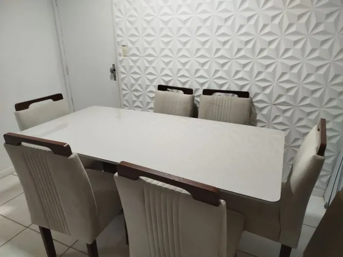 Mesa 6 cadeiras