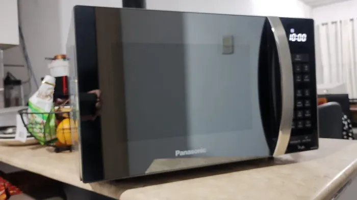 Microondas Panasonic Style ESPELHADO 31L 110V 