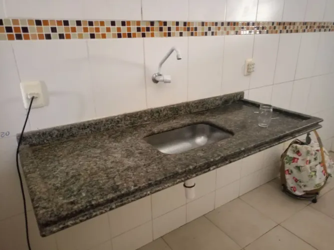 Pia de cozinha e balcão americano