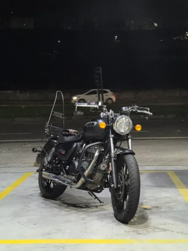 Royal Enfield Meteor 350 Stellar Black 22/23 único dono | 20 Mil Km | Revisada | R$ 21.000