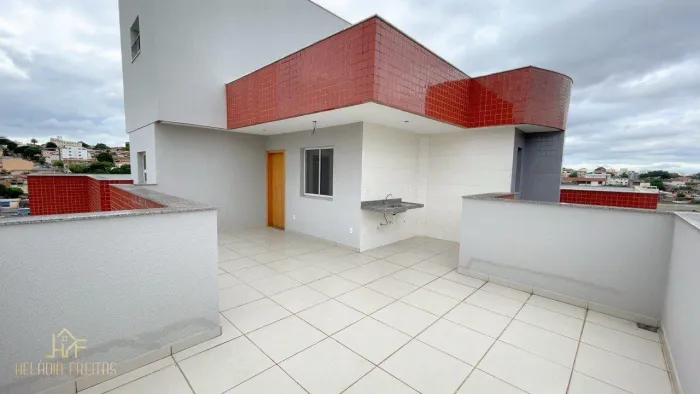 Cobertura para Venda em Belo Horizonte, Santa Mônica, 2 dormitórios, 1 suíte, 3 banheiros,