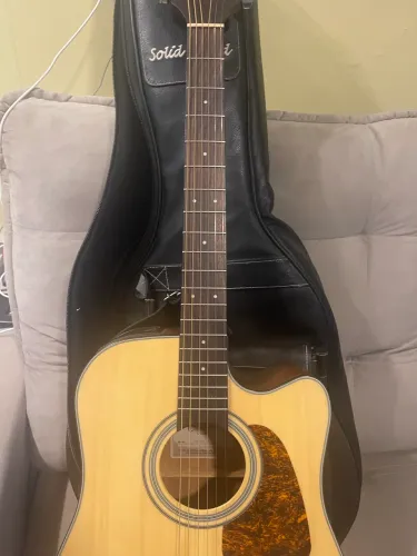Violão Takamine 