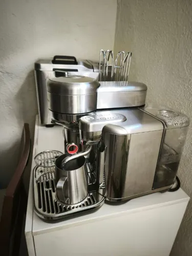 cafeteira nespresso vertuo creatista