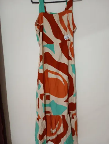 Vendo esses vestidos longos veste do M ao G todos novos valor $45 cada um