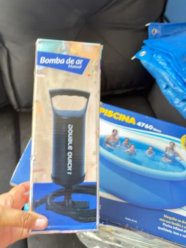 Piscina 4760 litros com bomba de ar  e lona de proteção 
