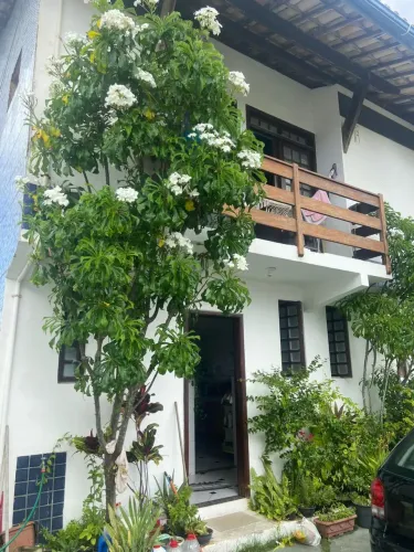 VILLAGE  3/4 , 1 SUITE com  135mts²  na  Praia do Flamengo - Salvador - BA