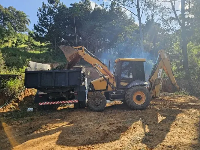 A FORÇA QUE SUA OBRA PRECISA: JCB 3C Plus 2012 - Esqueça a Oficina, Mecânica com 5 h