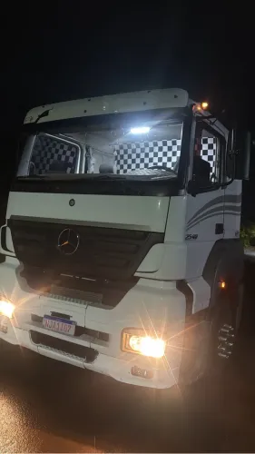 Caminhão 2540