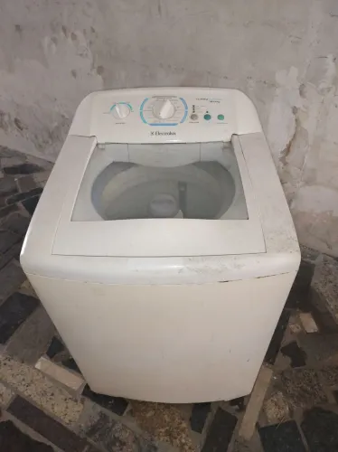 Máquina de Lavar Electrolux Turbo Economia