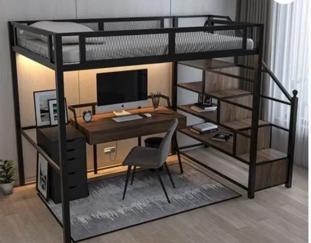 Cama aérea com espaço para estudo ou descanso embaixo