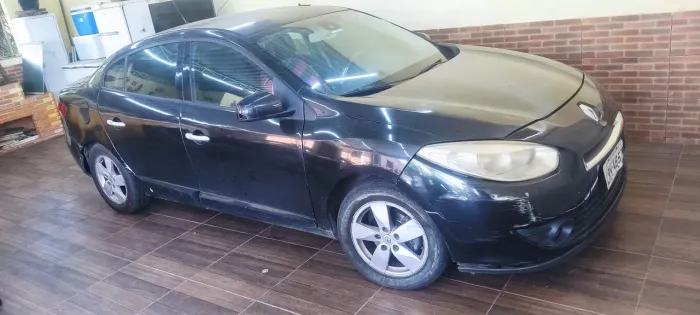 Renault Fluence Sed. Dynamique 2.0 16V Flex Aut. 2013