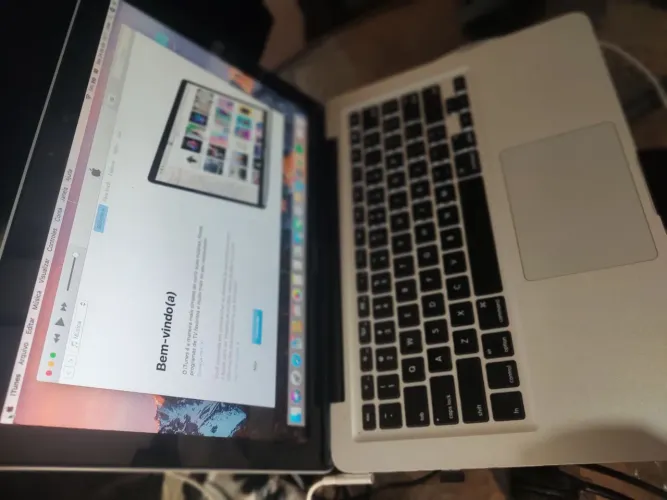 MacBook pro 2011