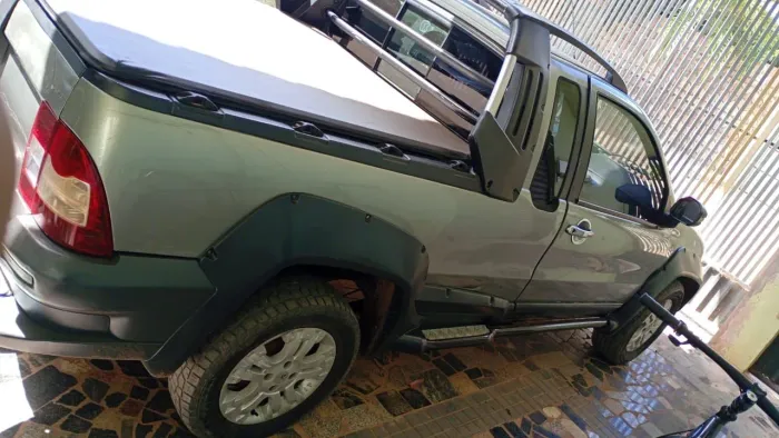 Fiat Strada Adventure 1.8/ 1.8 Locker Flex CE 2009