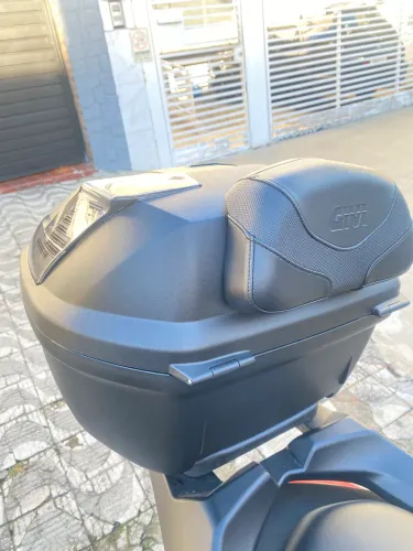 Baú Givi Blade 47 litros