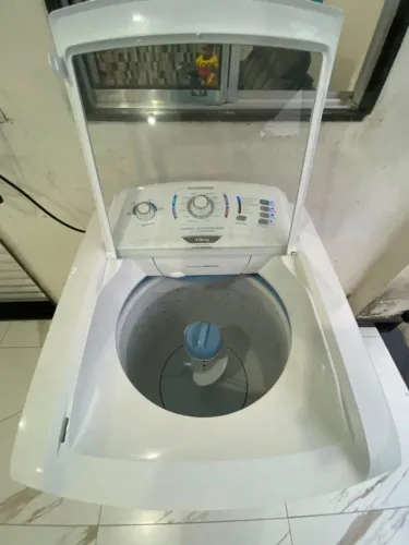 Máquina de lavar Electrolux 13 kg 