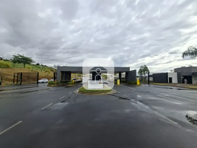 Casa sobrado para locação no bairro Granja Marileusa