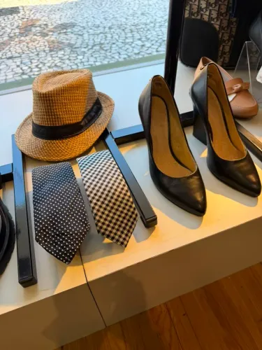 Vendedor(a) para loja de calçados e moda circular (brecho)