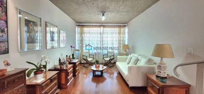 Casa de vila no Planalto Paulista, com portaria 24 horas com controle de acesso!