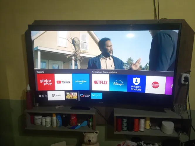 Vendo tv smart Samsung tela cuva 49 polegadas