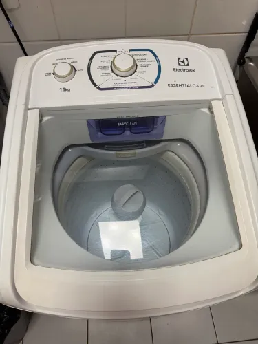 Máquina de Lavar Electrolux EssentialCare 11kg LES11