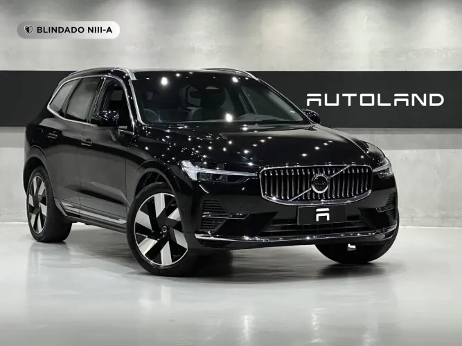 Volvo XC-60 T-8 Ultimate 2.0 AWD (híbrido) 2024