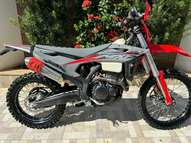 Mxf 270FI