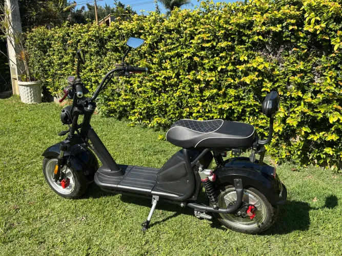 Moto elétrica nova