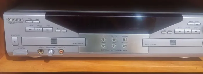 Gravador de cd Toshiba