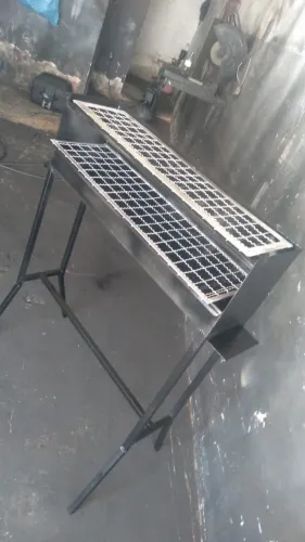 Churrasqueira média 