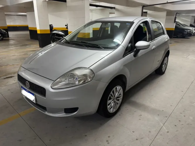 Fiat Punto Attractive 1.4 Fire Flex 8V 5P 2011