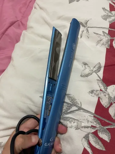 Prancha gama blue titânio 3d