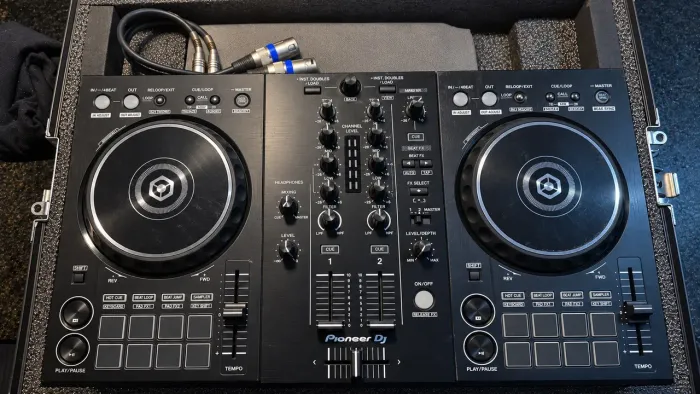 Controladora pioneer Ddj 400 com case