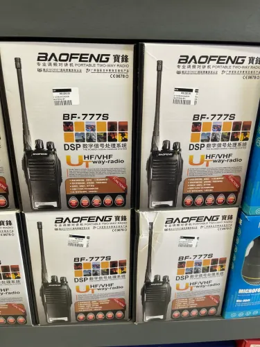 RÁDIO COMUNICADOR COM 2 UND NA PROMOÇÃO ?