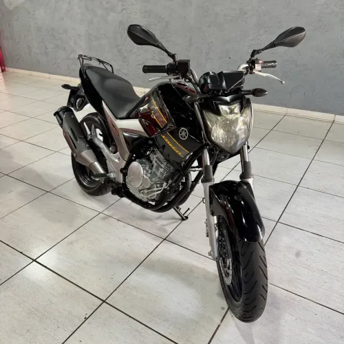 Yamaha Fazer YS 250 cc 2011