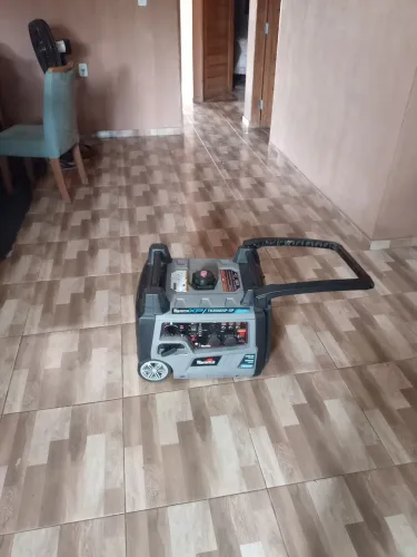 Motor gerador de energia econômico