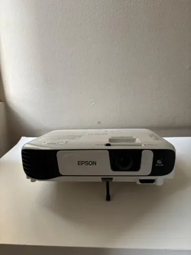 Projetor Epson PowerLite S41+ (pouco usado, perfeita conservação)