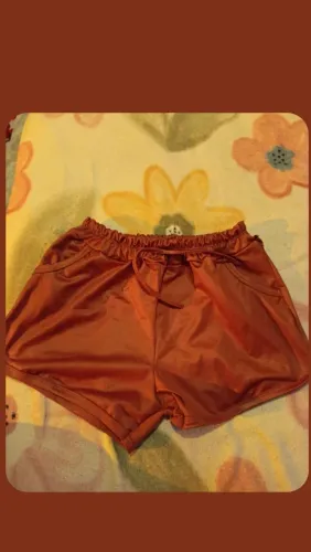 Short marrom M( estica)