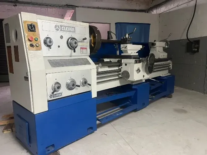 TORNO MECANICO CLEVER L2680 - 660 X 2000 mm