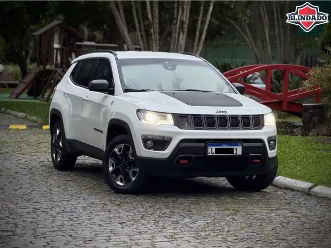 Jeep Compass Trailhawk 2.0 4X4 Dies. 16V Aut. 2017