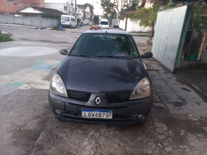 Renault Clio Sed.rt/privil.1.0/1.0 Hi-pow.16v 4P 2003