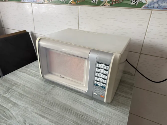 Microondas midea 110 V