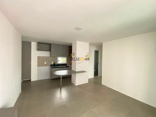 Apartamento Reformado 2 quartos no Espinheiro