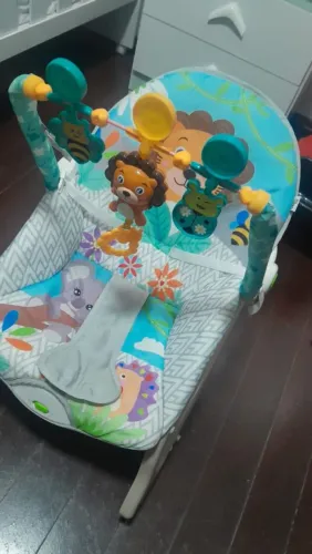 Cadeirinha de descanso bebê 