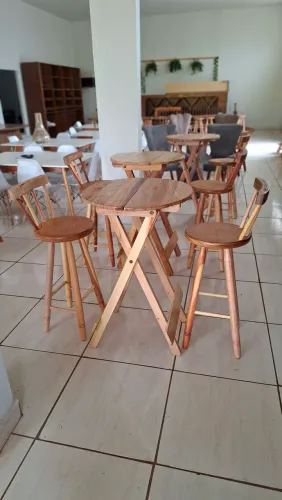 Mesa Bistrô dobrável redonda de madeira