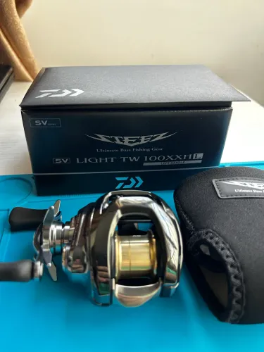 Carretilha de Pesca Daiwa Steez SV LIGHT TW 100 XXHL
